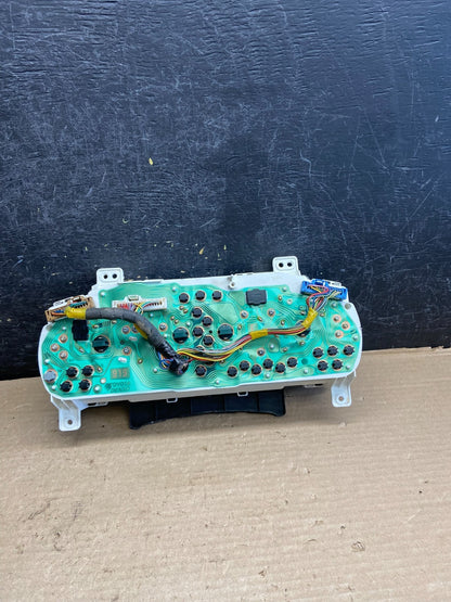 2001 2003 Toyota Sienna Speedometer Cluster Gauge ah3845 DG6