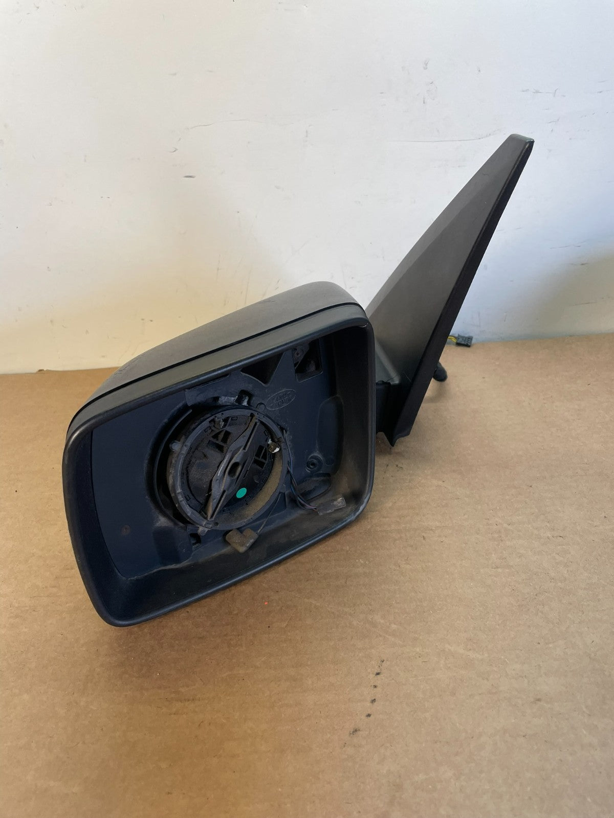 2005 to 2009 Land Rover Range Rover Left Driver View Door Mirror af8632 DG3