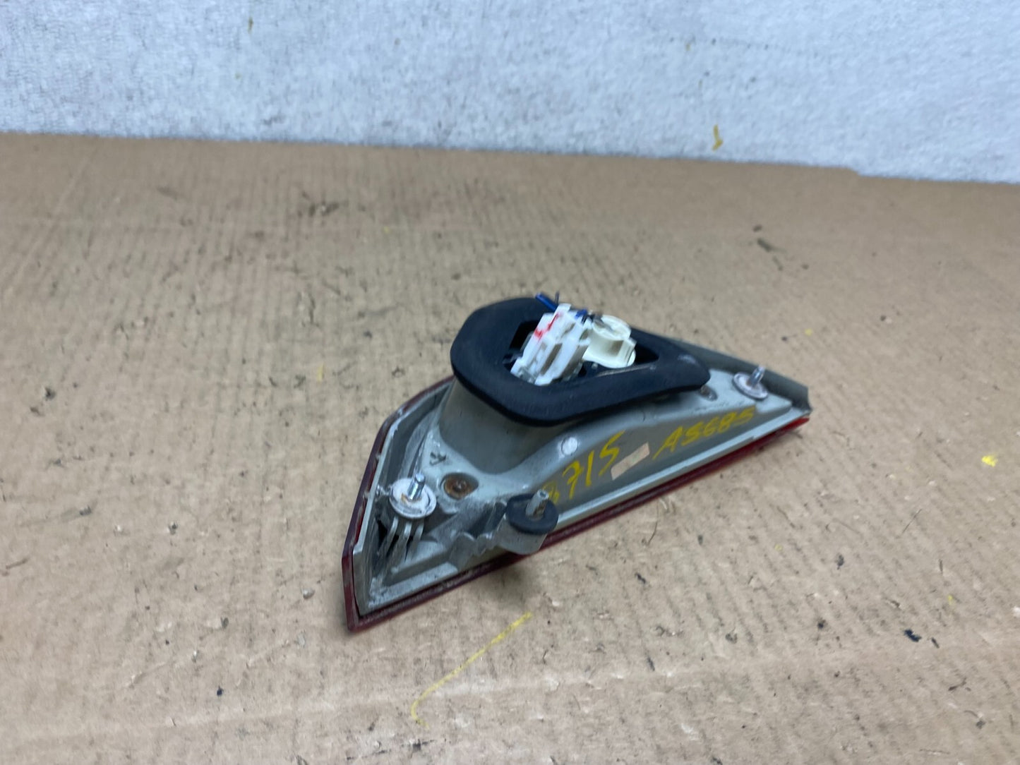 2011 to 2014 Hyundai Sonata Right Passenger Rh Inner Tail Light Oem L8715 DW5