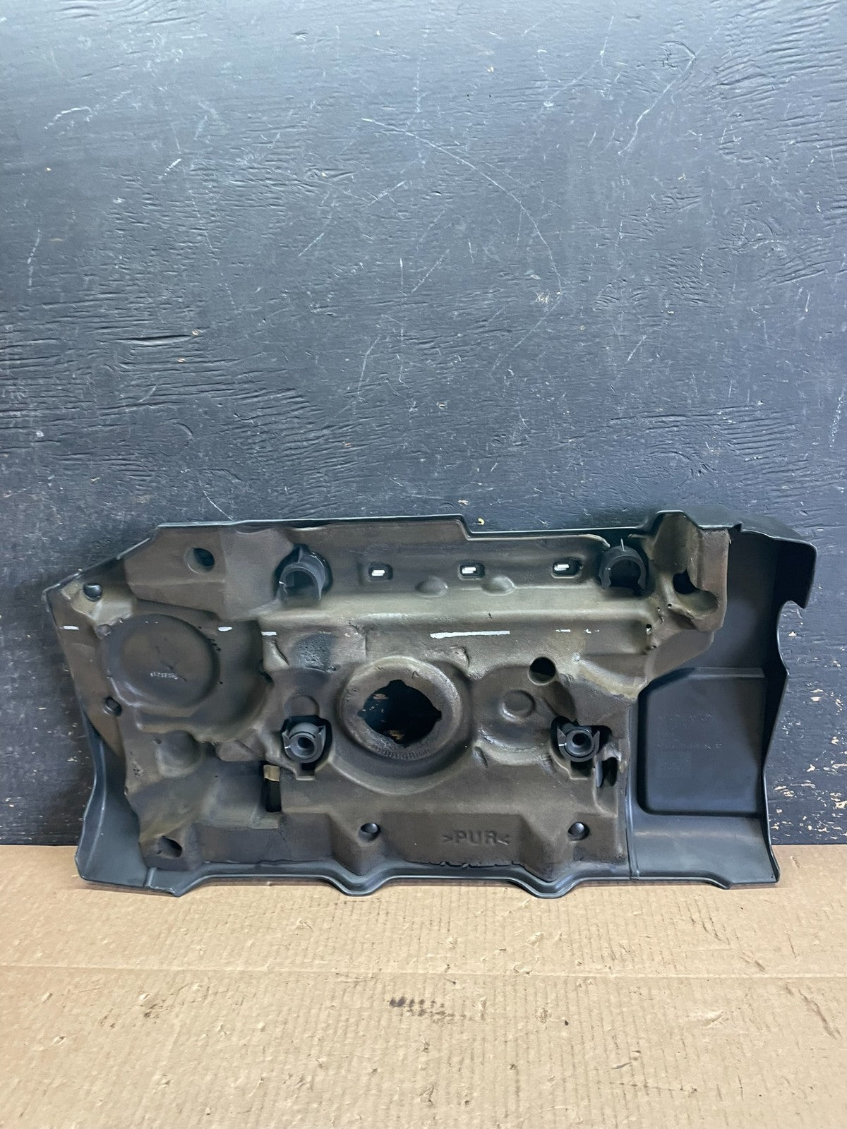 2007 to 2014 Volvo XC90 OEM 3.2L Upper Top Engine Motor Dust Cover Oem aa6132 DG5