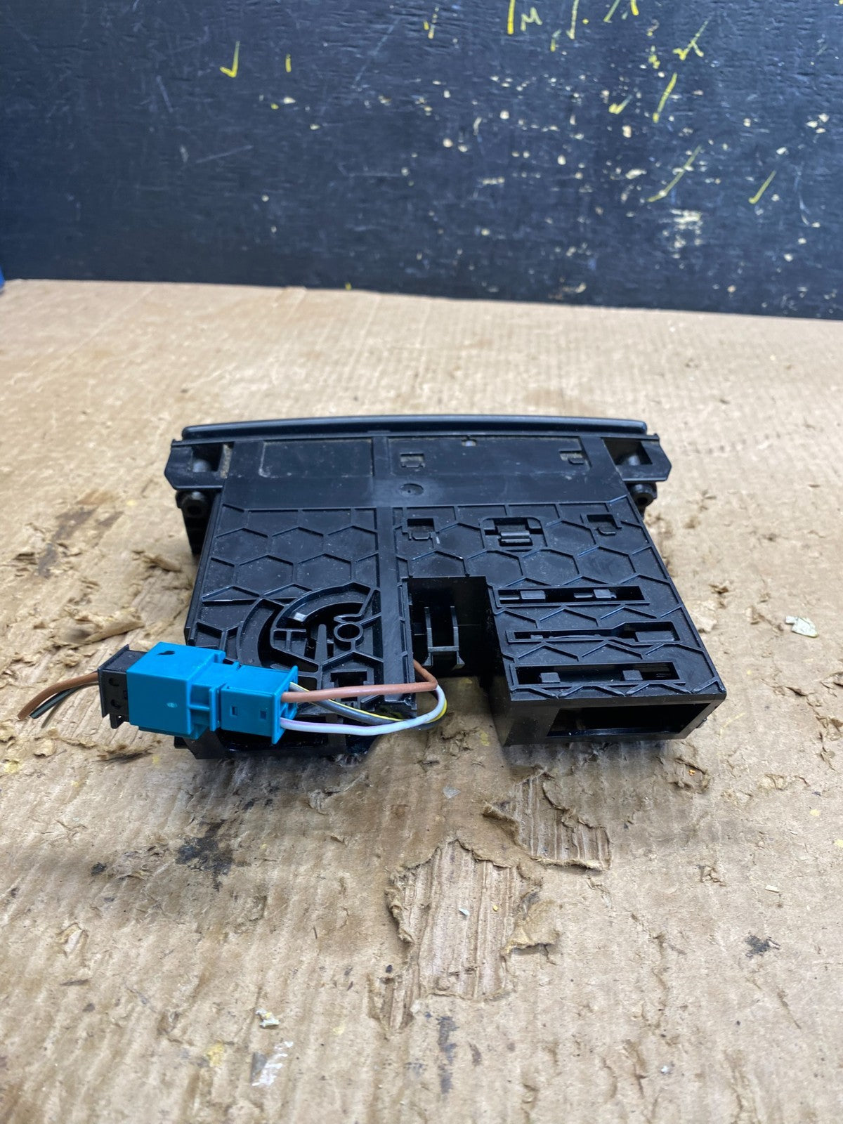 2007-2012 Mercedes GL450 X164 Center Console Ash Tray Compartment OEM Z9696 DG4