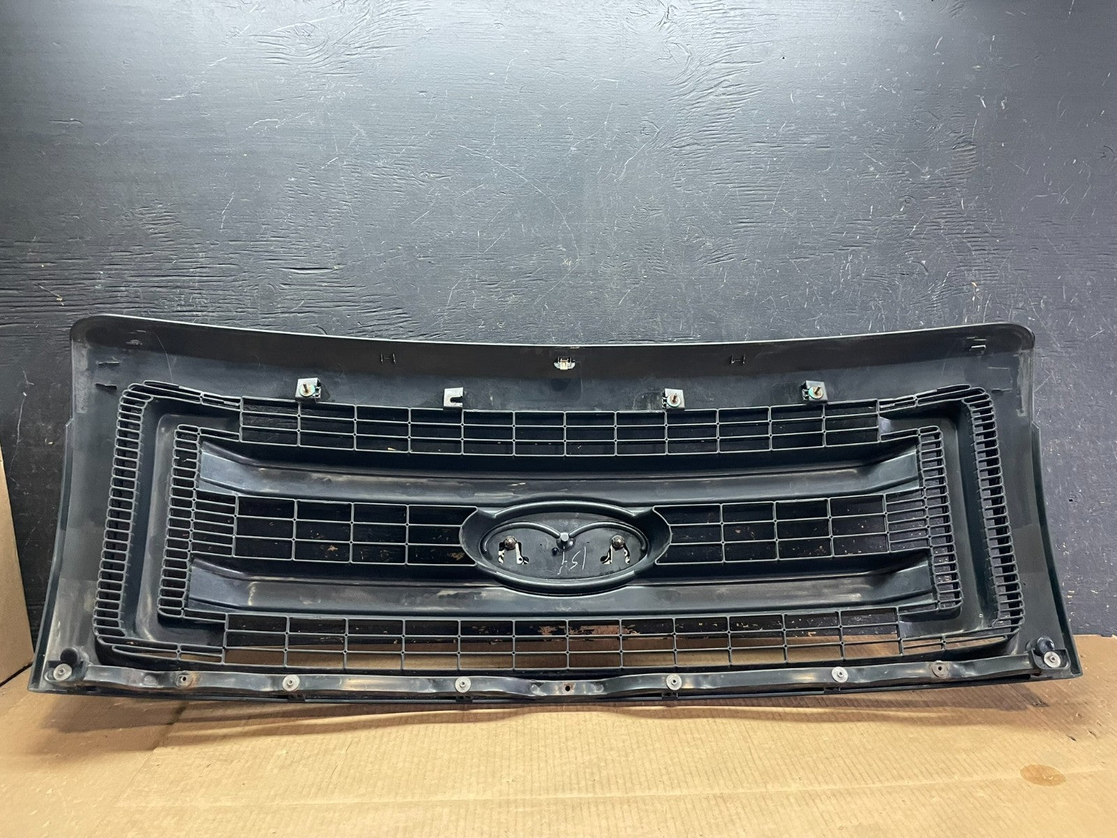 2013 to 2014 Ford F150 Front Upper Grill Grille Black Oem AA9094 DG7