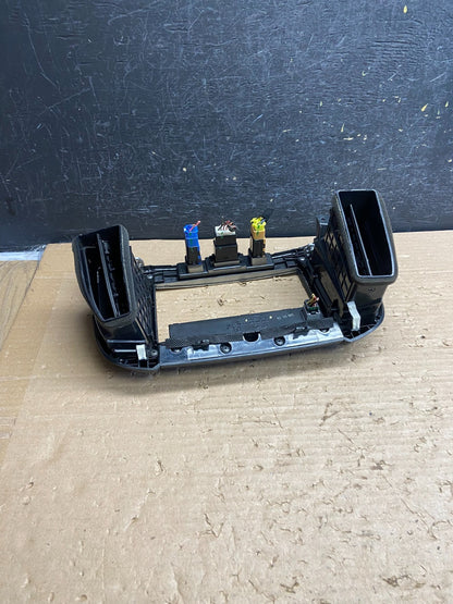 2007 to 2009 Hyundai Santa Fe Center Dashboard Radio Bezel Trim ag8552 DG4