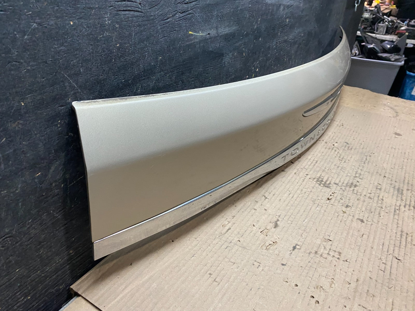 2011 to 2016 Chrysler Town & Country Tailgate Trim w/ Camera Panel OEM V2542 DG2