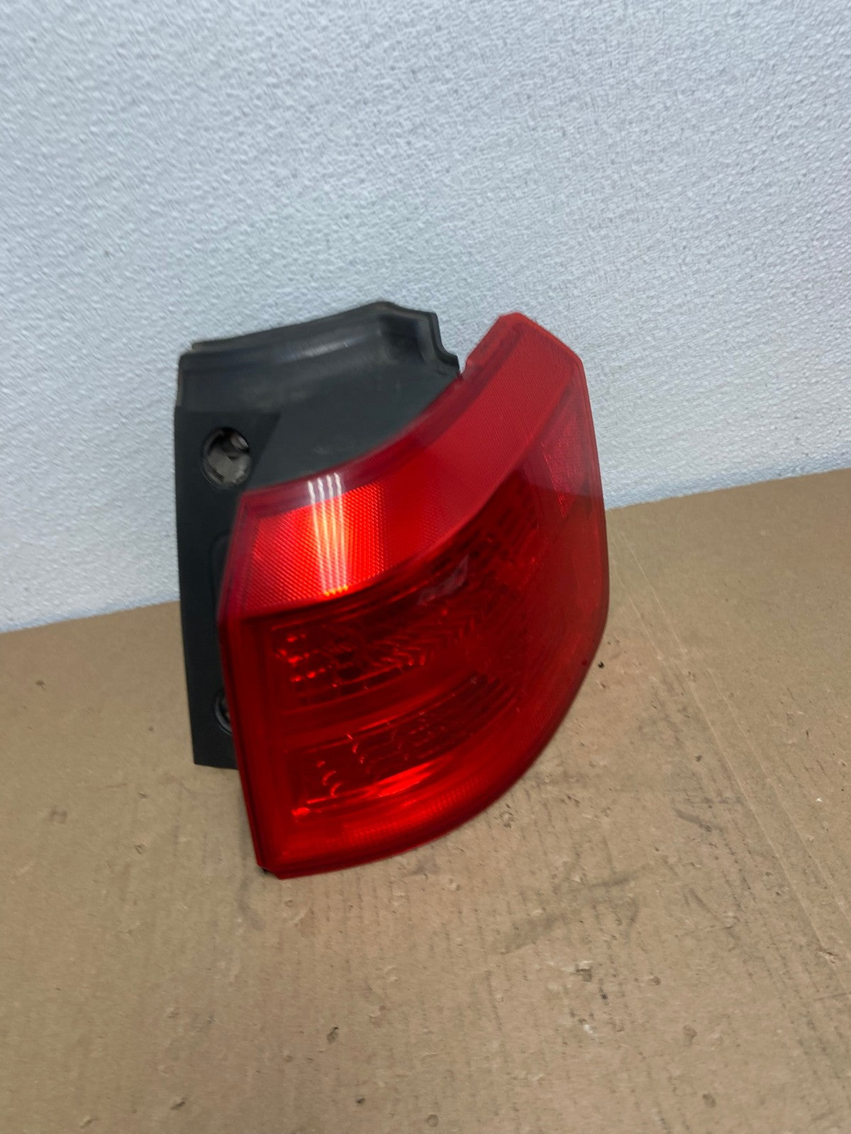 2010 to 2017 GMC Terrain Halogen Right Passenger Rh Side Tail Light AB6475 LK2