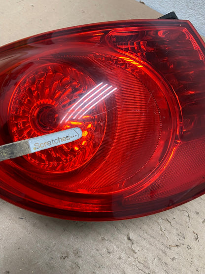 2007 to 2010 Hyundai Elantra Sedan Left Driver Side Tail Light AI1068 LK3