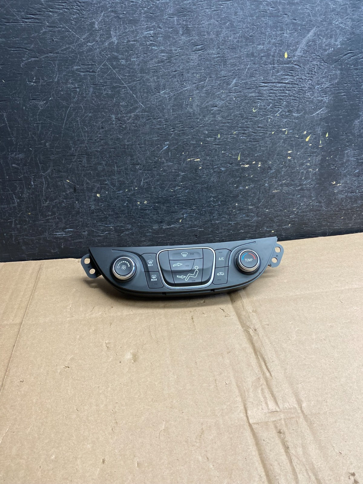2016 to 2018 Chevrolet Malibu AC Heat Temperature Climate Control ai6002 DG0