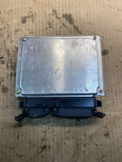 1996 1997 Audi A4 1.8L Turbo Engine Computer Ecu Pcm Ecm Pcu Oem OEM Z5010 DG2