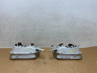 2001-2002 Toyota Corolla Left+Right Side Halogen Headlights V4977 DW12