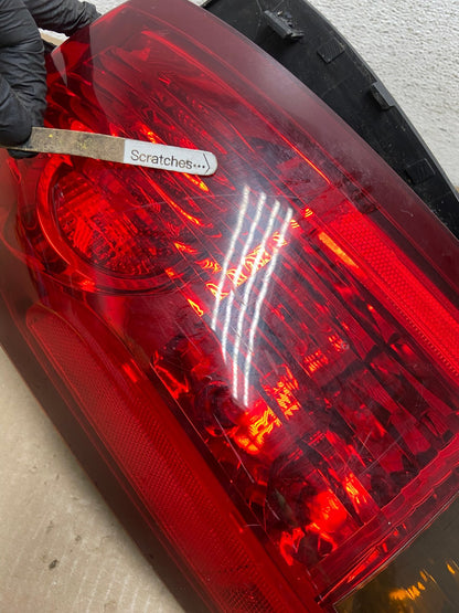2003 to 2007 Cadillac Cts Left Driver LH Side Tail Light AE9661 LK3
