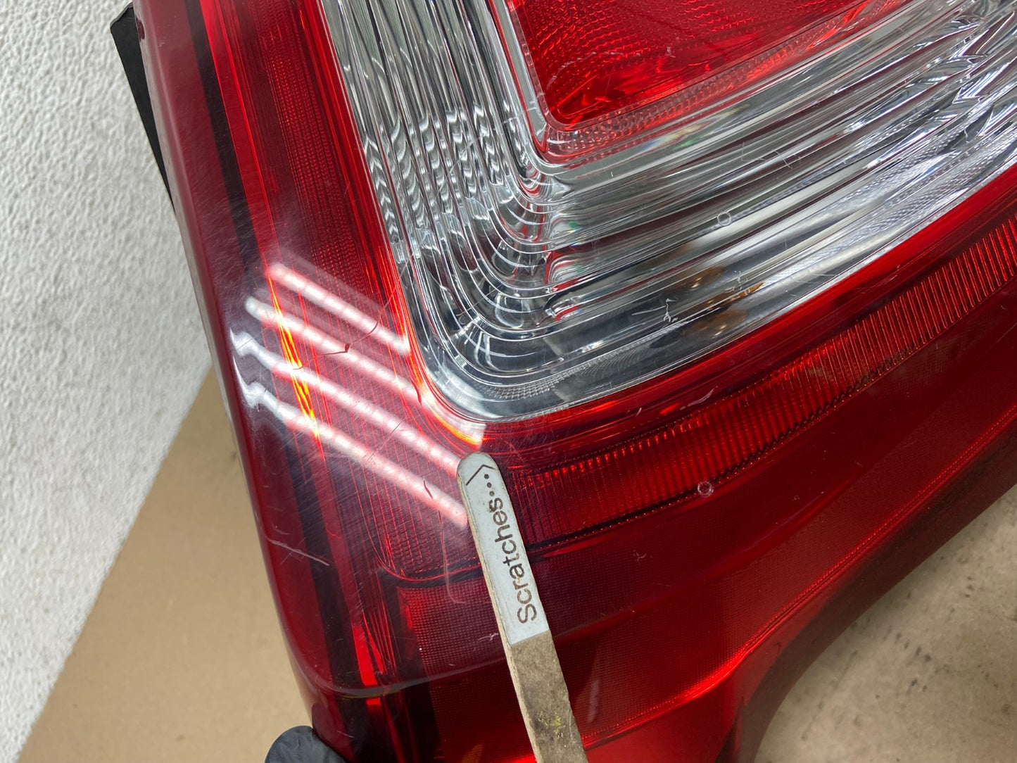 2016 to 2019 Ford Explorer Left Driver Lh Side Tail light AF5157 LK3