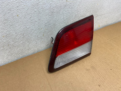 1997 1998 1999 Nissan Maxima Right Passenger RH Inner Tail Light M0538 DG2