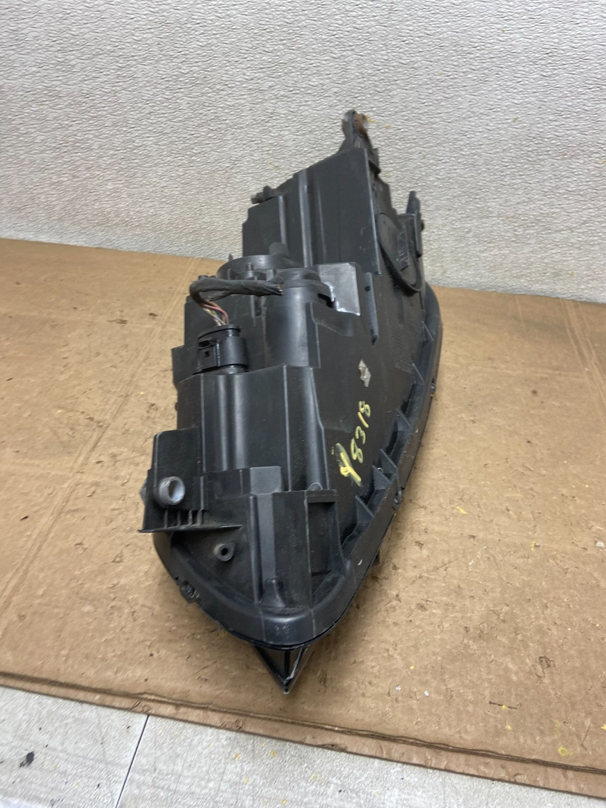 2012-2015 Volkswagen Passat Right Passenger RH  Halogen Headlight OEM Y8318 DW8