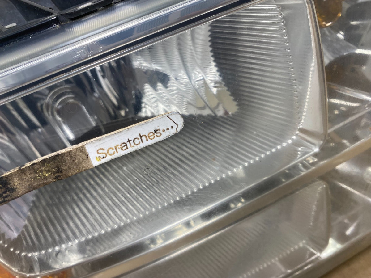 2007 - 2014 GMC Sierra Right Passenger RH Halogen Headlight AH7751 DW3
