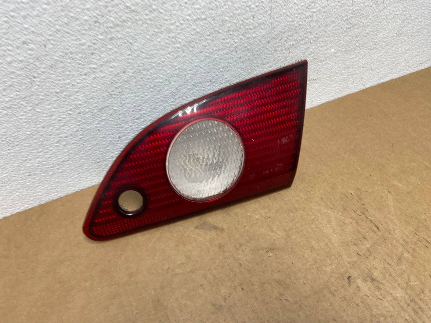 2001 2002 Toyota Corolla Right Passenger RH Side Inner Tail light OEM AC2944 LK2