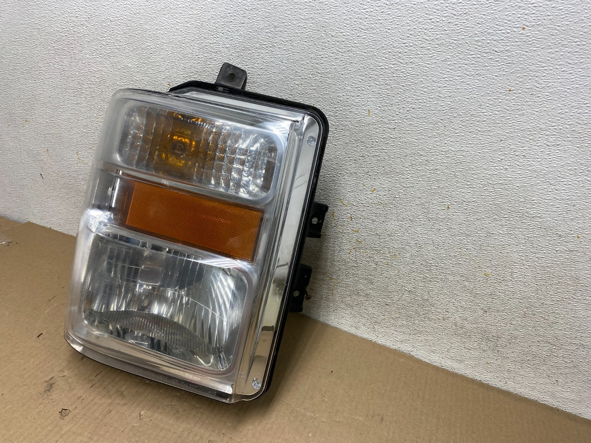 2008 to 2010 Ford F250 Super Duty Right Passenger RH Side Headlight AH5749 DW2