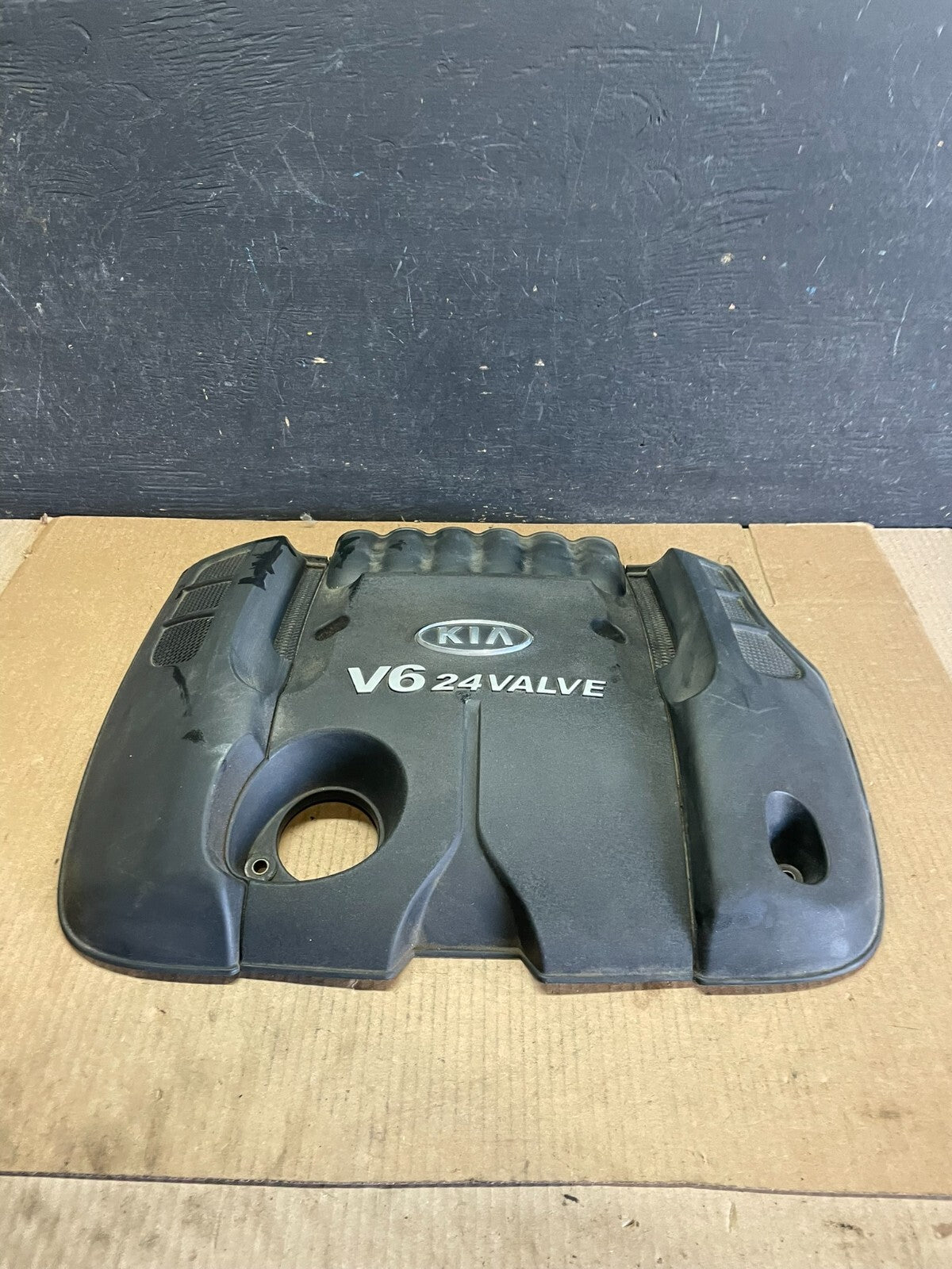 2007 - 2008 Kia Optima Rondo 2.7L V6 Engine Motor Cover j7400 PS0