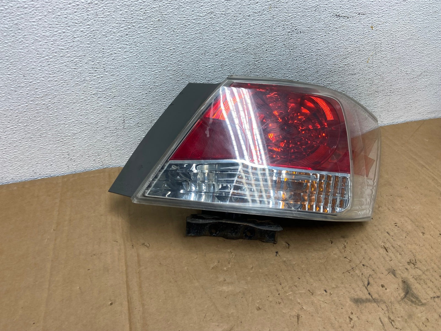 2008 to 2012 Honda Accord Sedan Tail light Right Passenger RH Side AD3135 LK2
