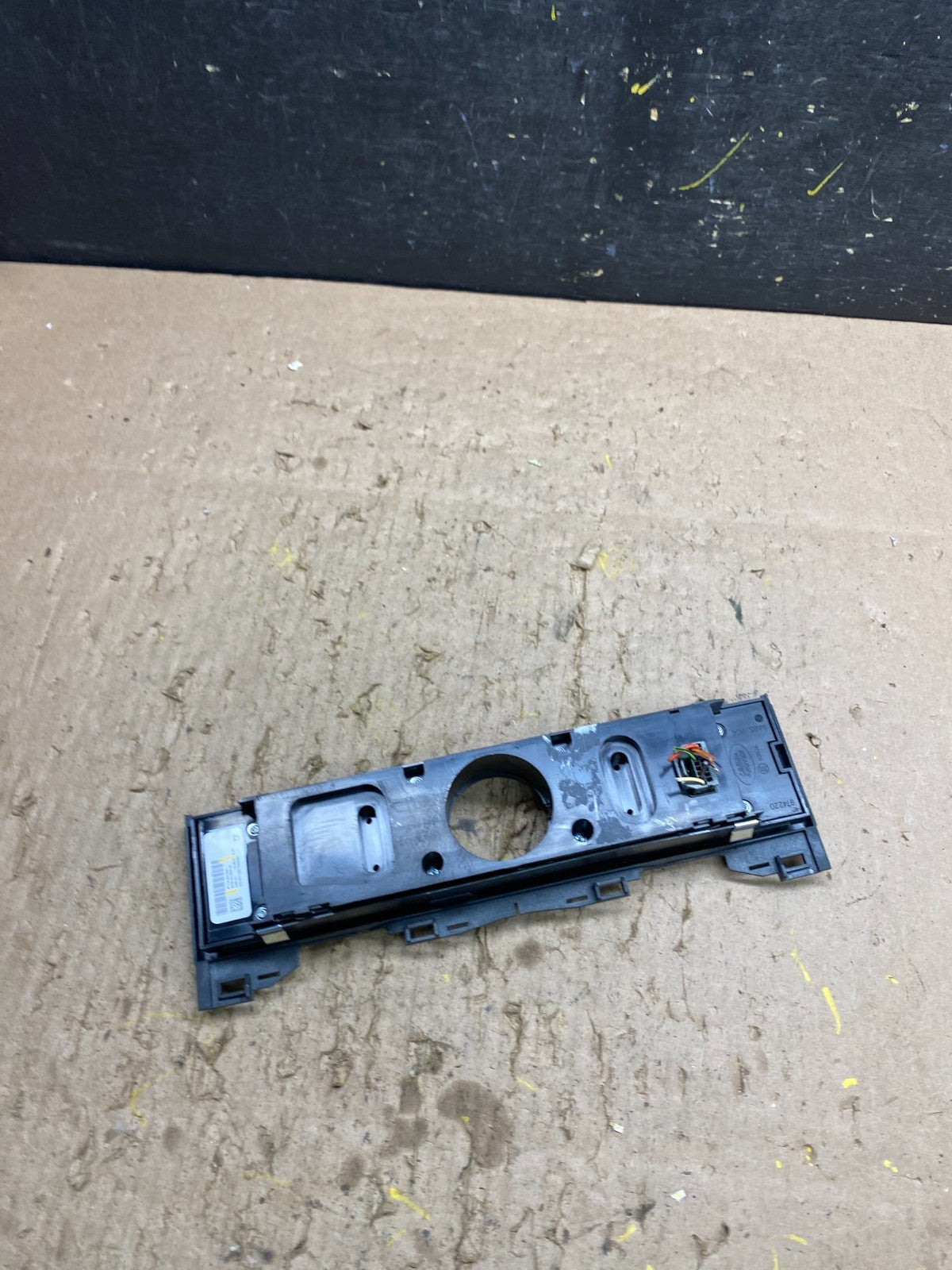 2006 - 2009 Land Rover Range Rover Center Clock Panel Switch Control T8589 DG4