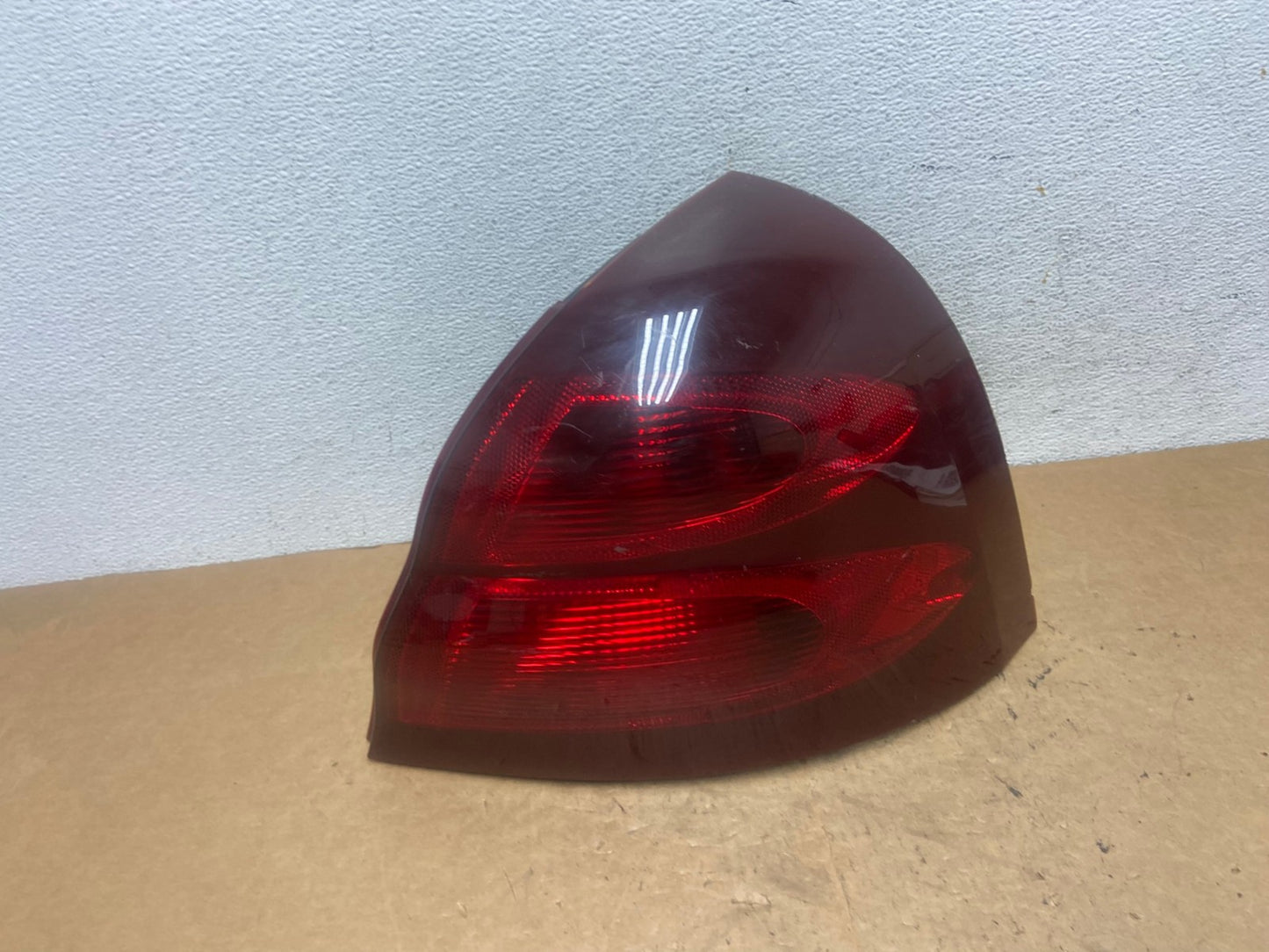 2004 to 2008 Pontiac Grand Prix Right Passenger RH Tail Light AD5200 LK0