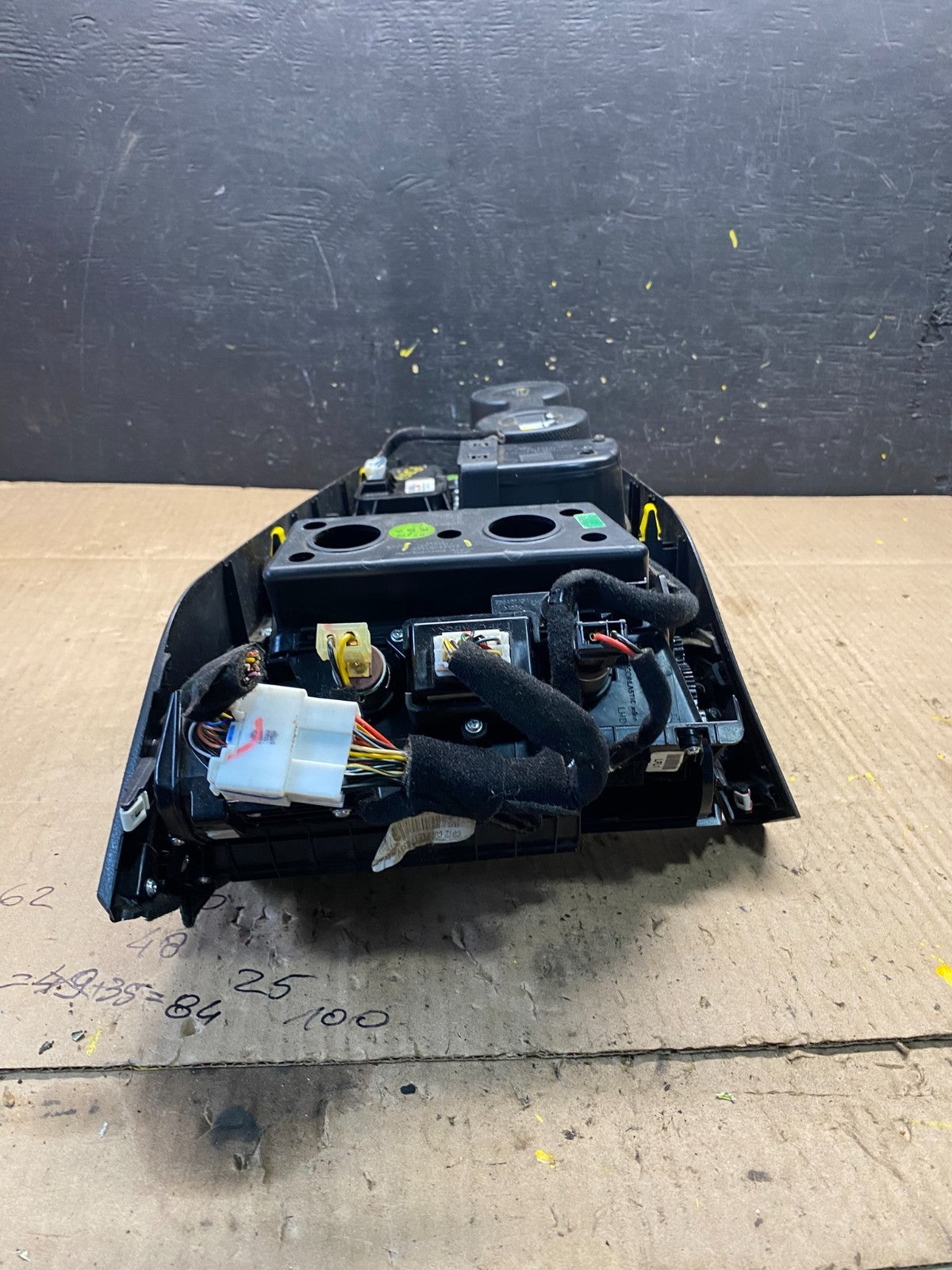 2018 2019 Hyundai Sonata CenterConsole Shifter Cup Holder Bezel Oem P3576 DG6
