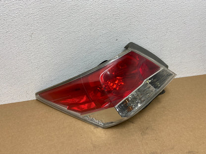 2008 to 2012 Honda Accord Sedan Tail light Left Driver LH Side AB9936 DW2