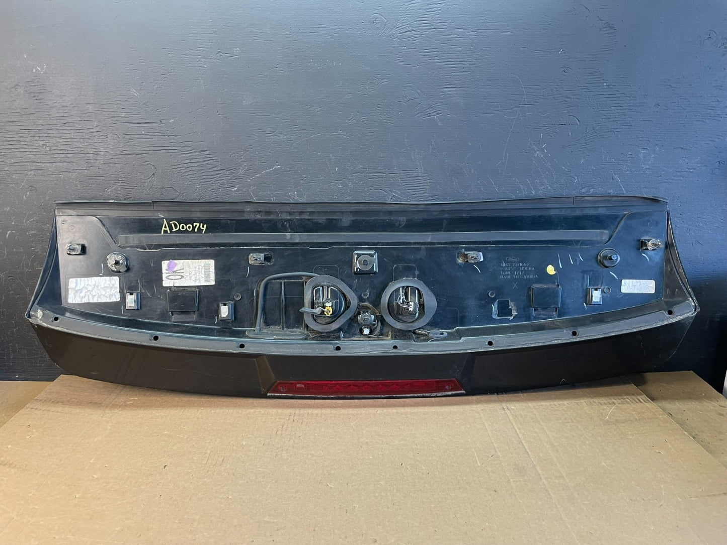 2007 to 2011 Ford Edge Rear Spoiler Wing With Brake Light AD0074 DG6