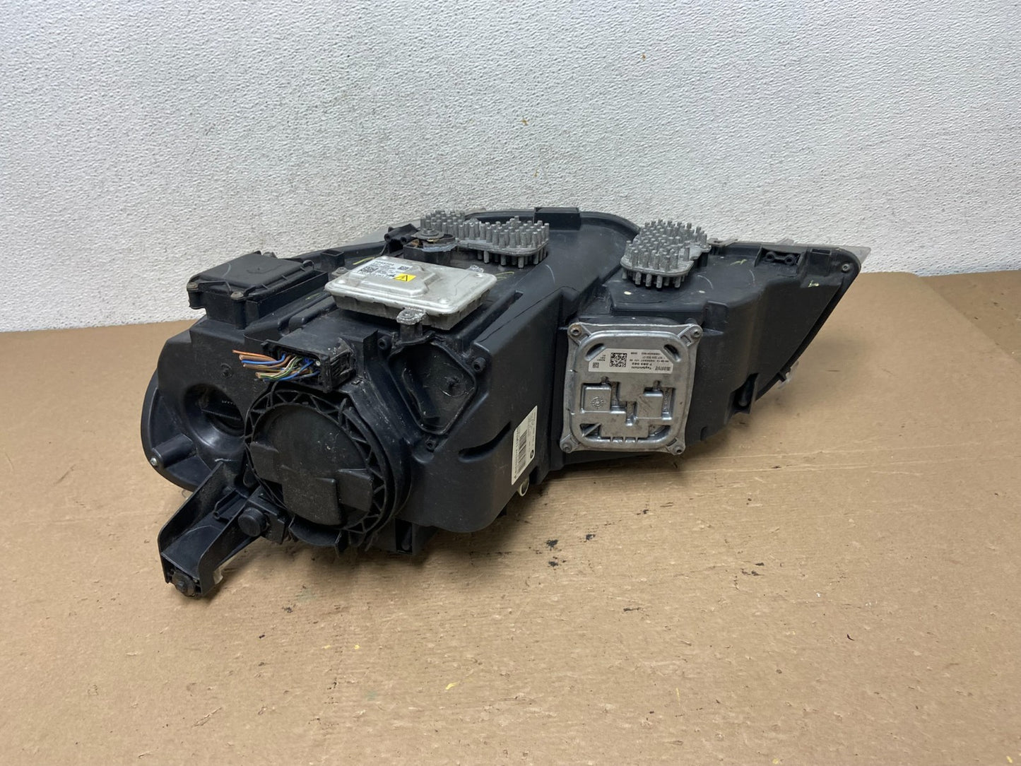 2011 to 2013 BMW X5 Right Passenger RH Side Headlight Xenon HID AF5006 DW8