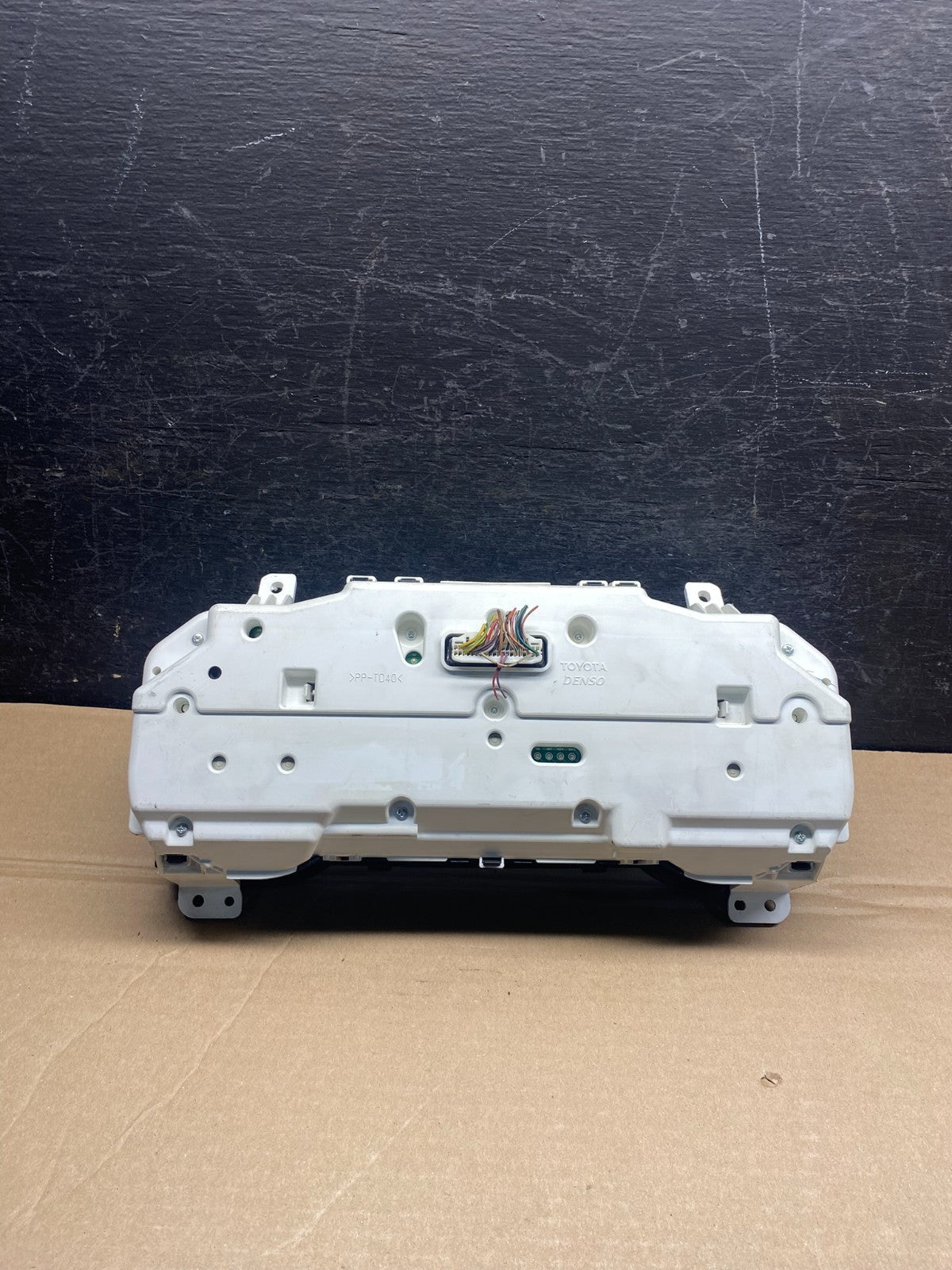2007 Toyota Sienna Speedometer Cluster Gauge AH9829 DG4