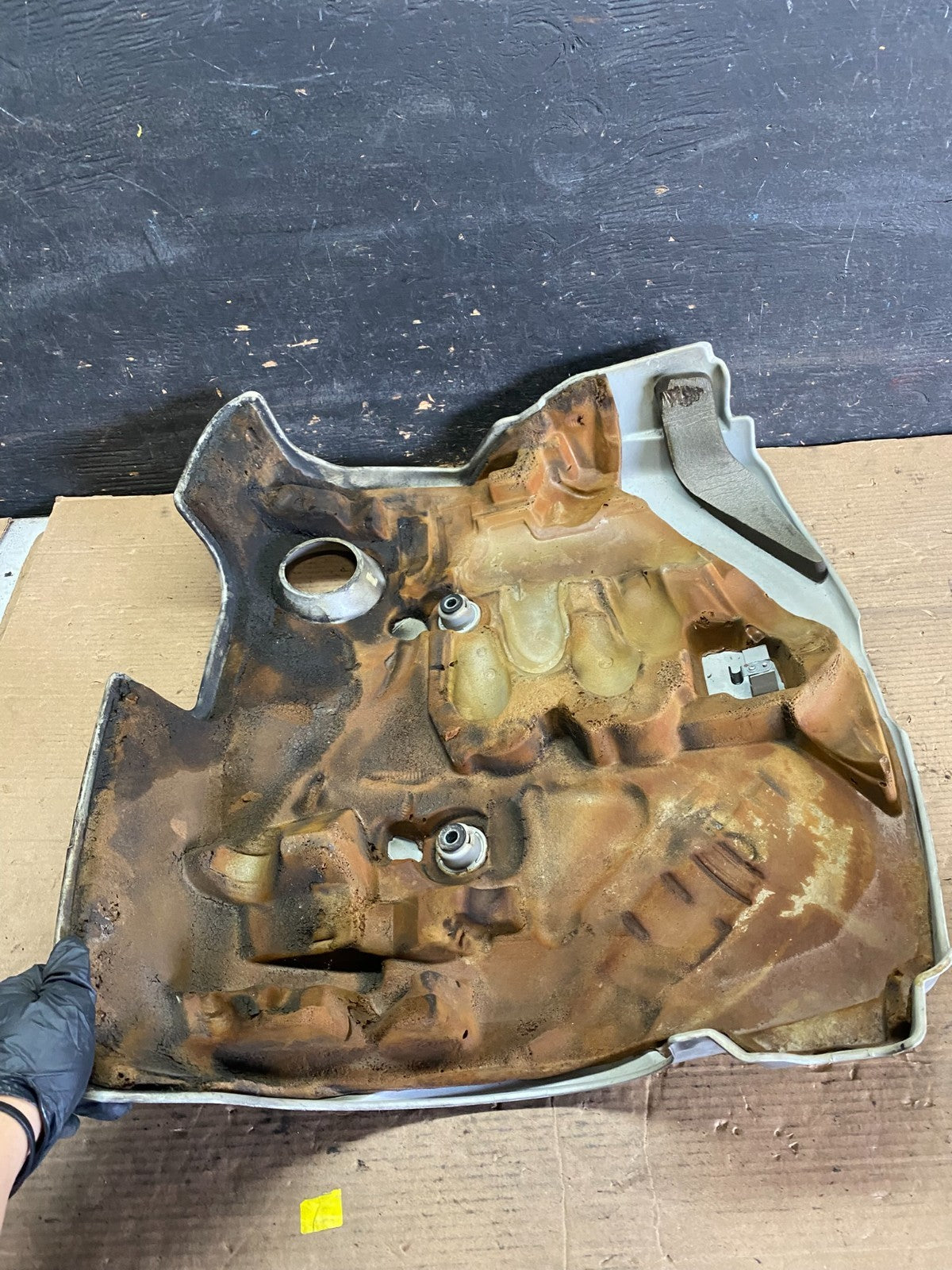 2006 Lexus GS300 Engine Motor Top Cover OEM R5121 DG7