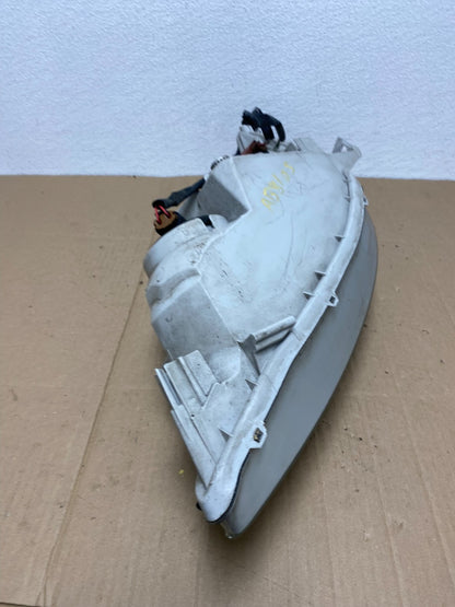 2002 to 2004 Toyota Camry Halogen Headlight Right Passenger Rh OEM AB8105 DW8