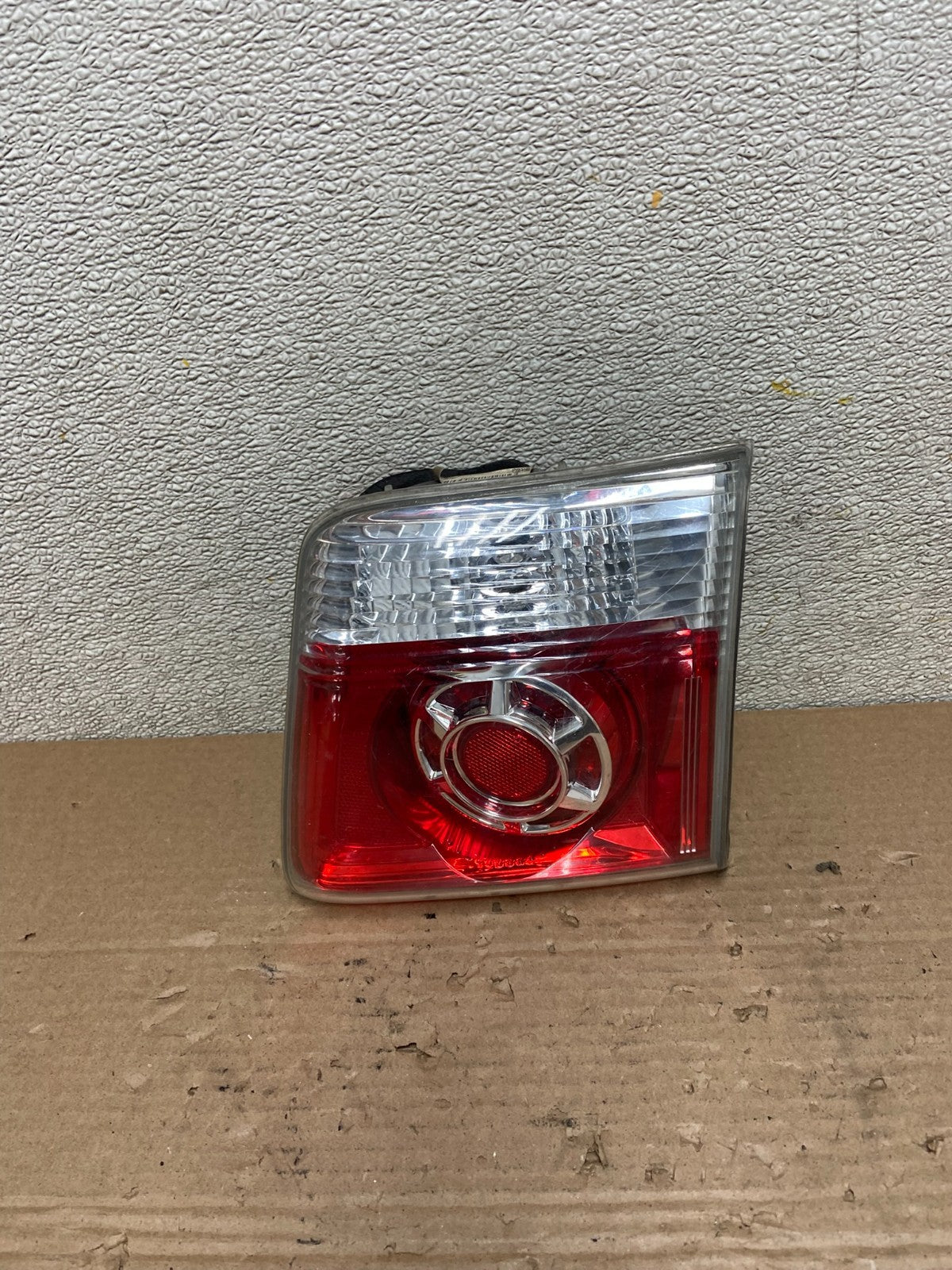 2007 to 2012 GMC Acadia Right Passenger Rh Hatch Tail Light Inner Oem AB1147 LK0