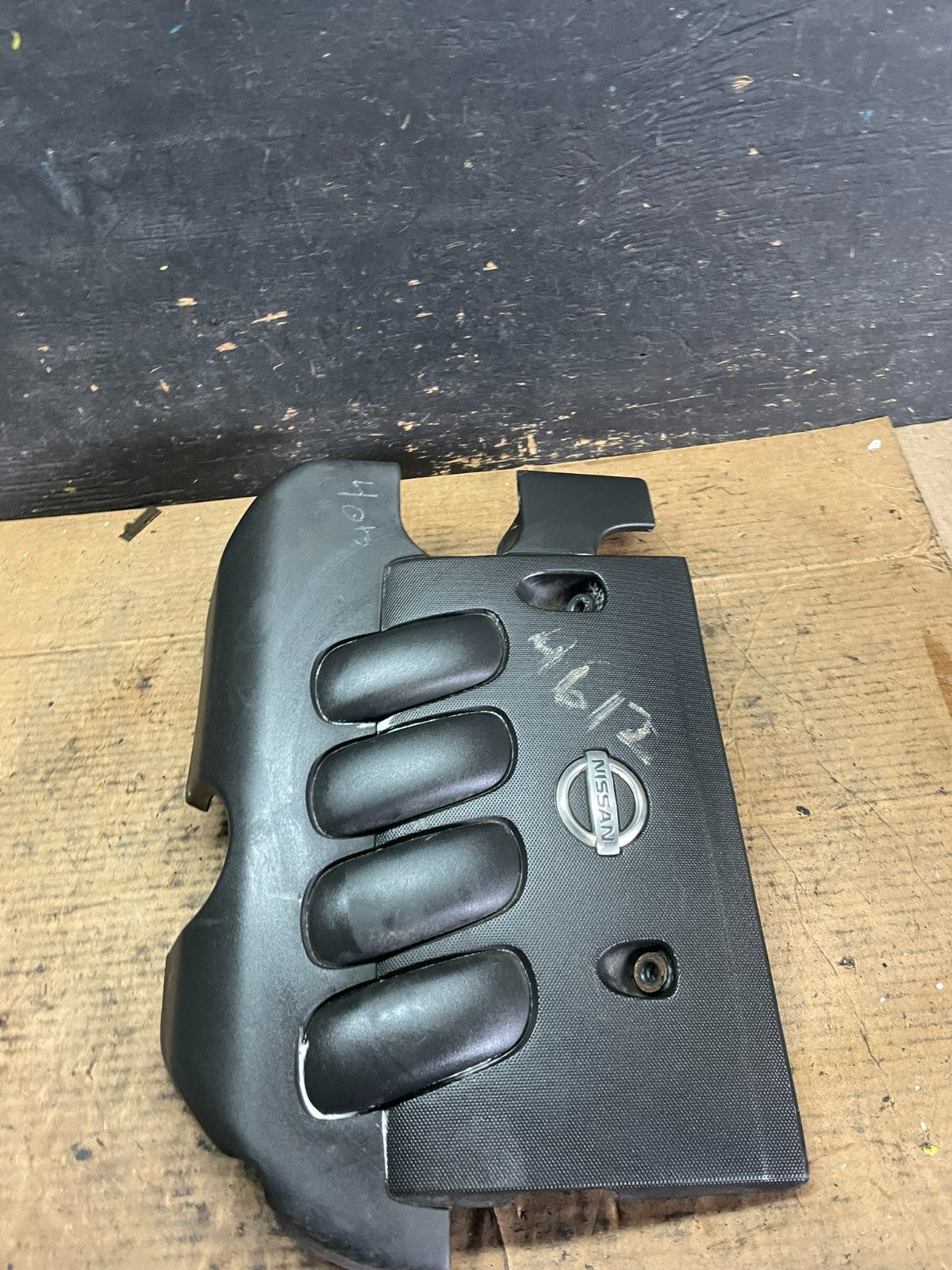 2007 to 2012 Nissan Versa Engine Motor Cover OEM Q9875 DG2