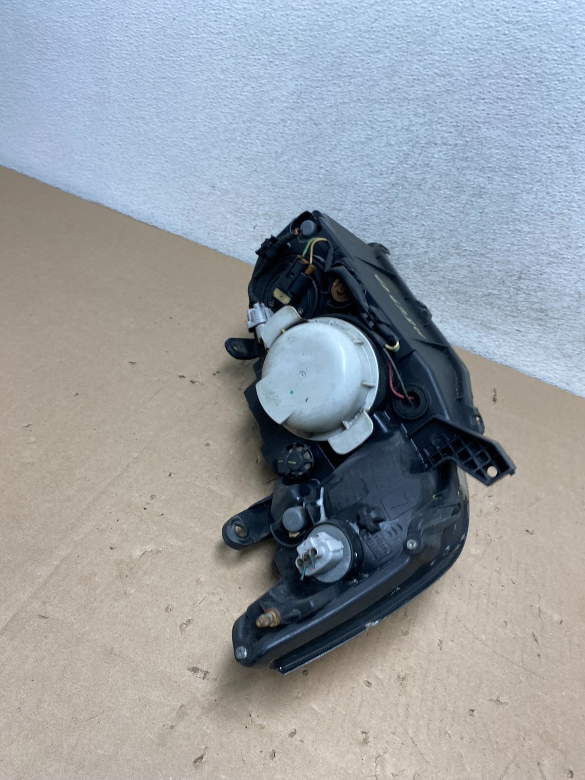 2008 - 2009 Subaru Legacy Left Driver LH Side Headlight Halogen AG6747 DW10