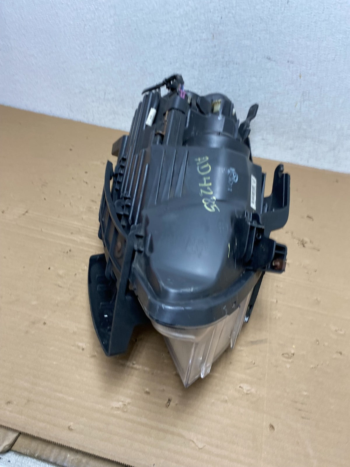 2013 - 2016 Buick Encore Left Driver LH Side Halogen Headlight AD4285 DW9