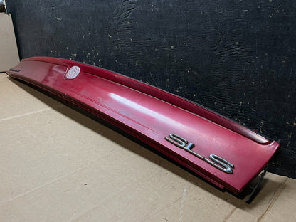 2000 to 2004 Cadillac Seville SLS Rear 3rd Break Light LID Trunk Z5736 DG2