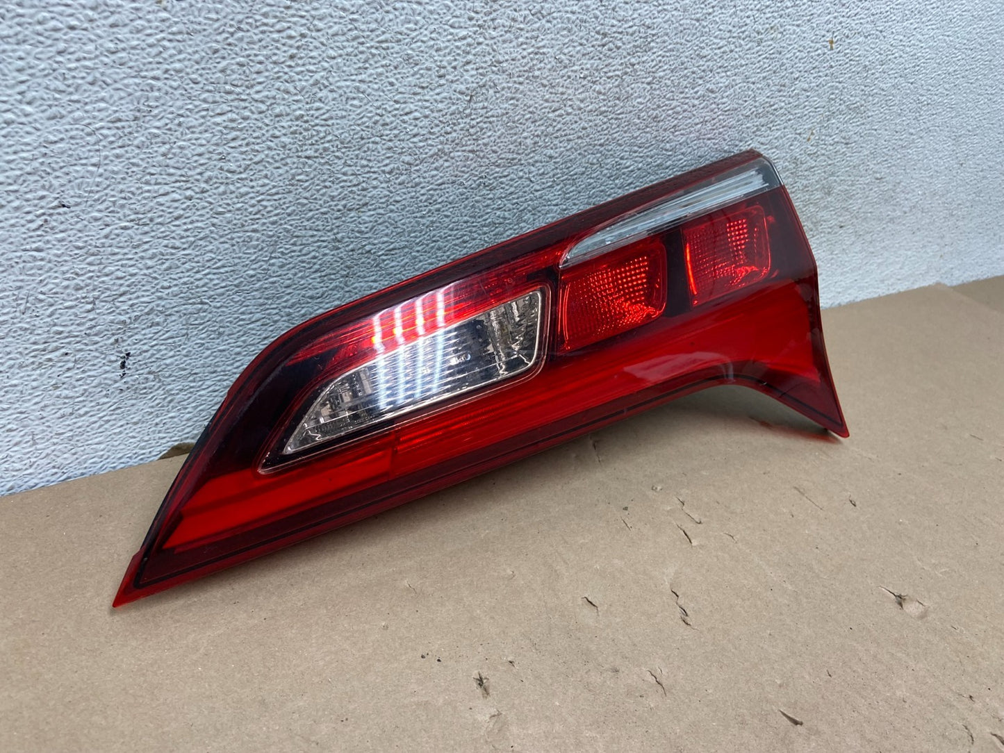 2016 2017 2018 Acura RDX Right Passenger RH Side Inner Tail Light AG5764 DW2