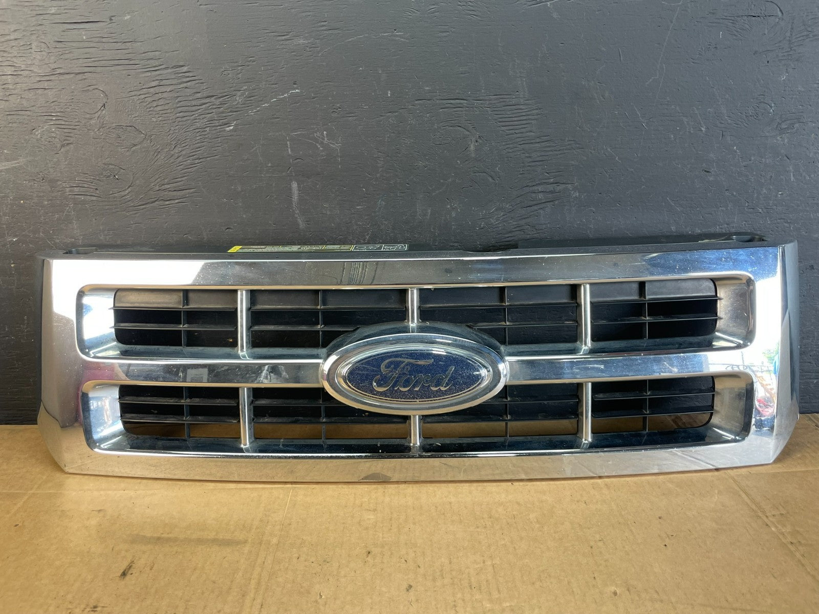 2008 to 2012 Ford Escape Front Upper Grill Grille AC5144 DG0
