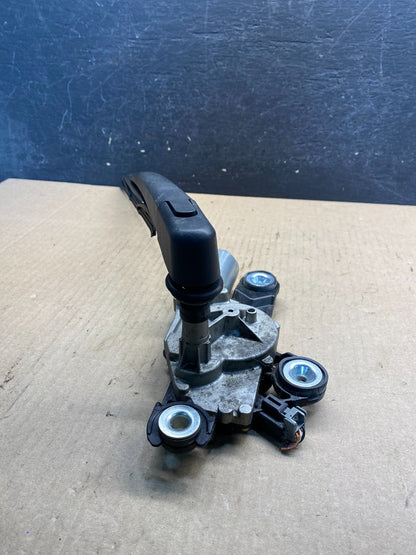 2004 to 2009 Mazda 3 Windshield Rear Wiper Motor ag9670 DG4