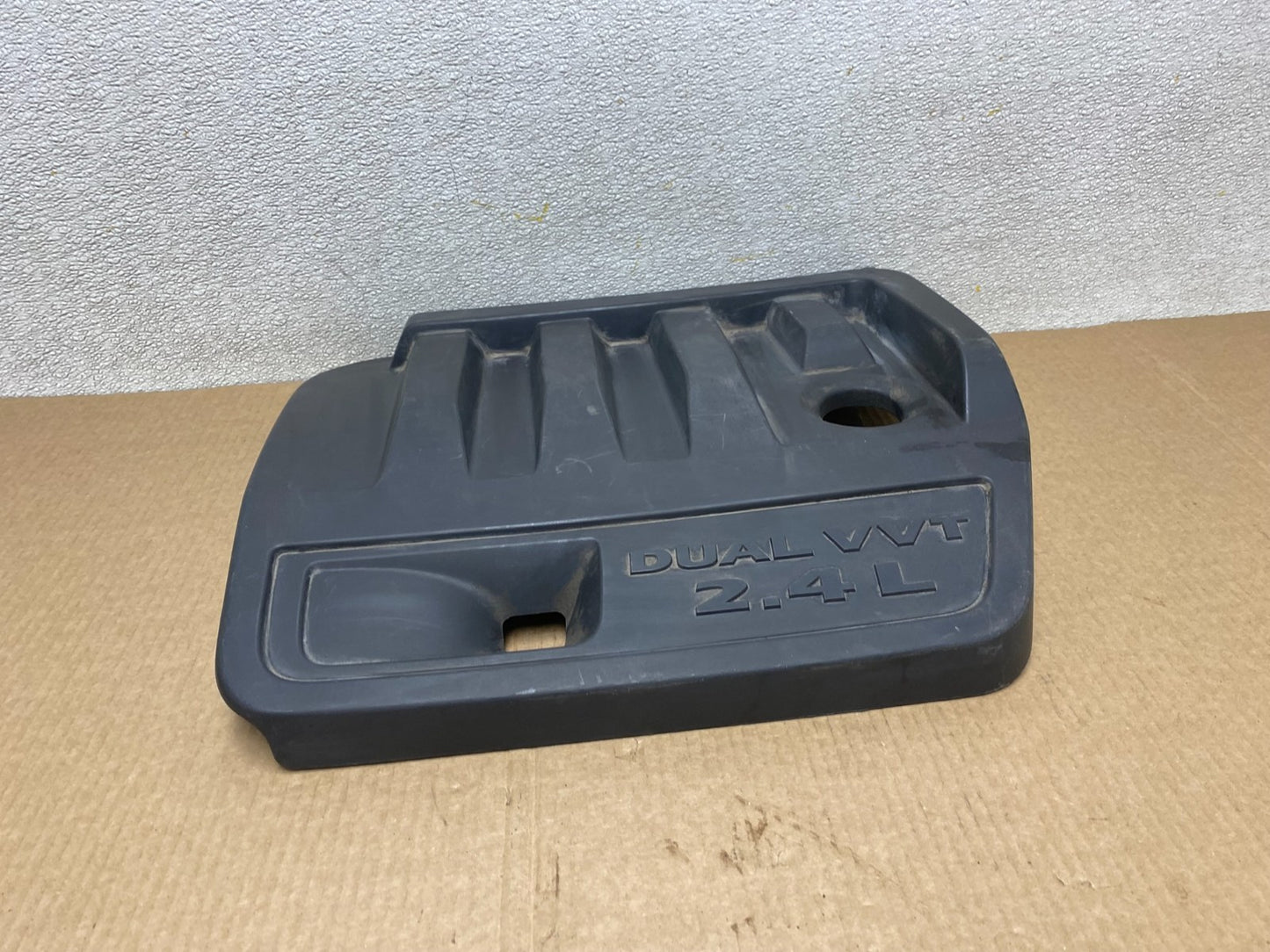 2012 to 2014 Chrysler 200 Engine Cover Top Lid Cover W3761 DG0