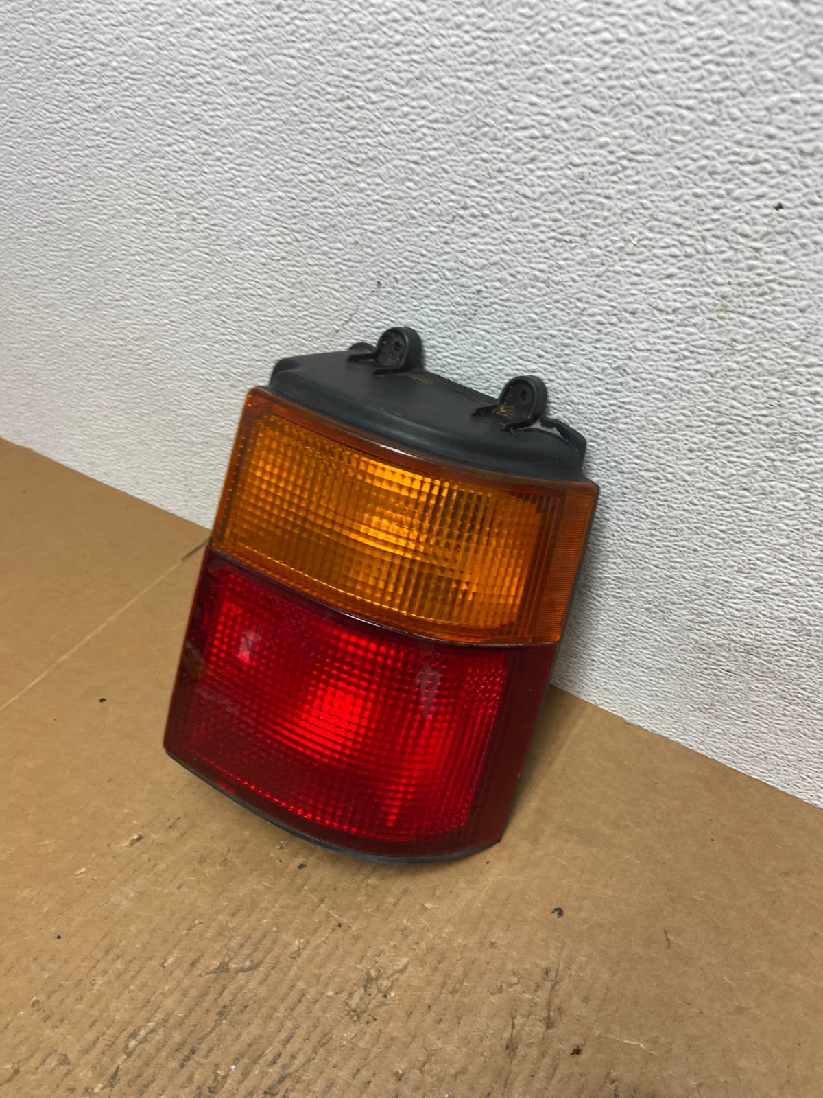 1989 to 1998 Mazda Mpv Right Passenger RH Side Tail Light AE1579 LK1