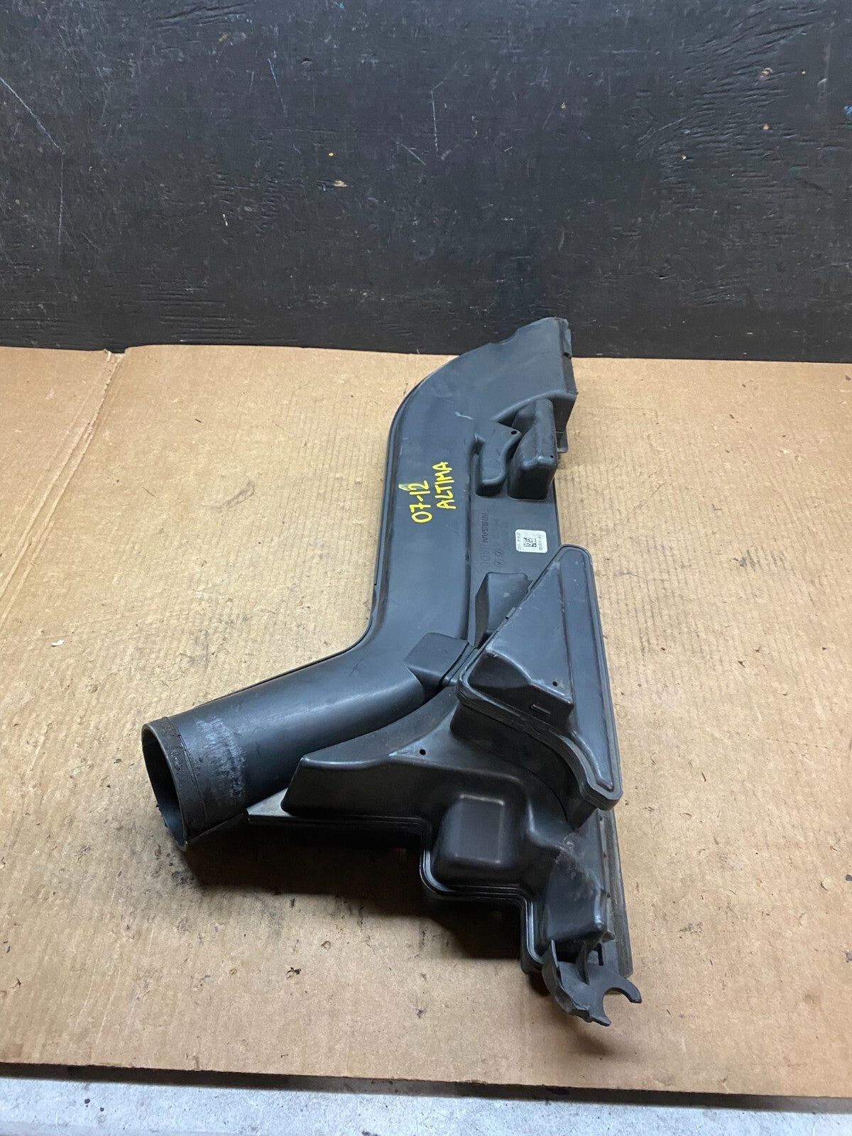 2007 to 2013 Nissan Altima 2.5L Air Duct Tube Resonator 16554-JA000 OEM H6376 DG6