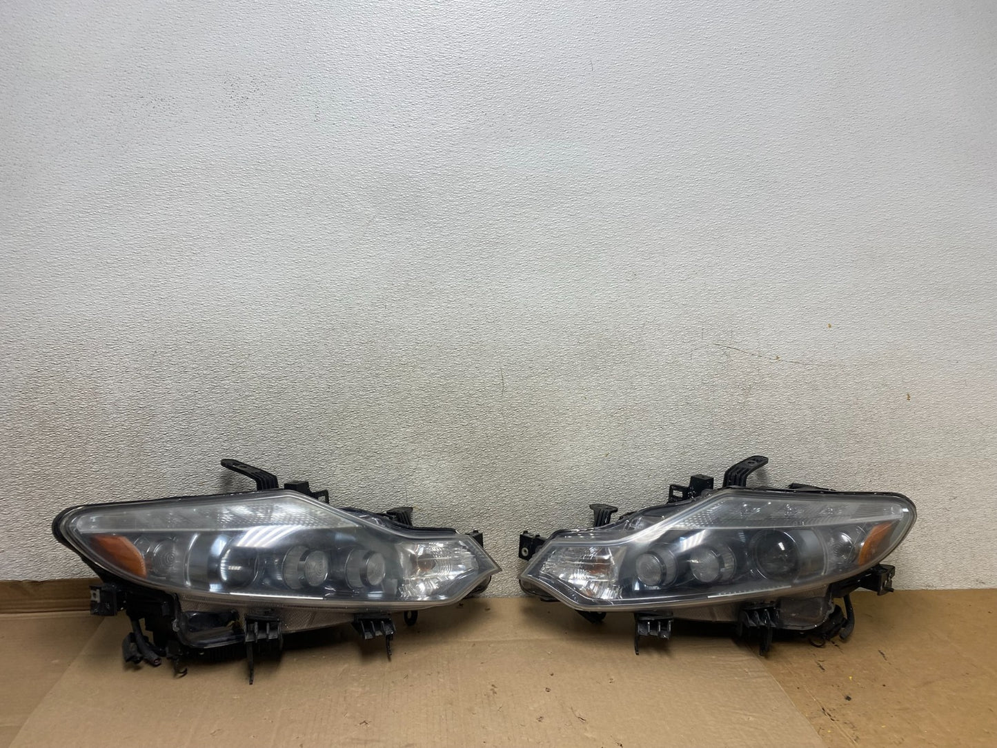 Xenon 2011 2012 2013 2014 Nissan Murano Headlights Left+Right U6654 DW0