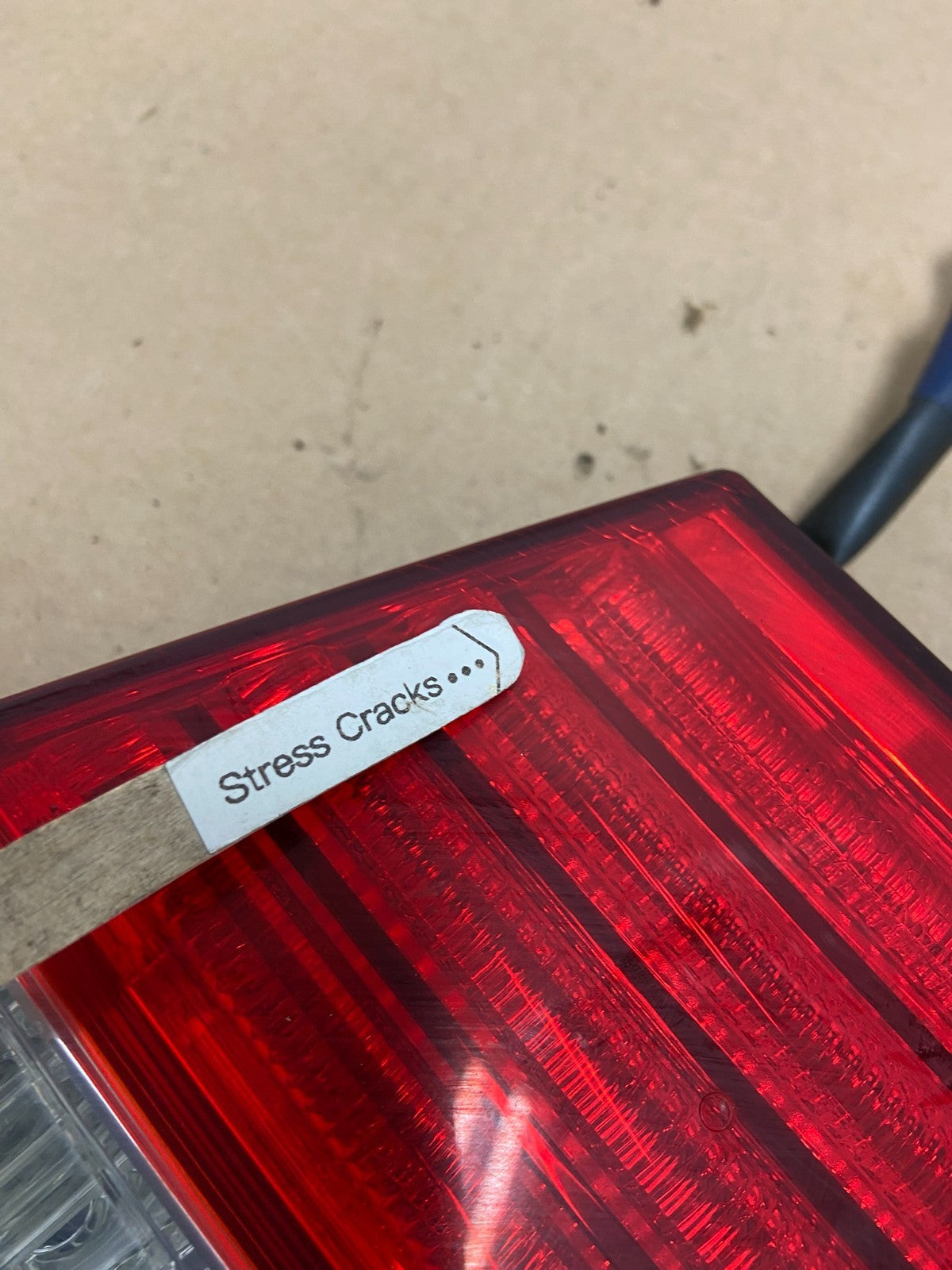 2004 to 2006 Lexus LS430 Right Passenger Side Tail Light Inner AG34143