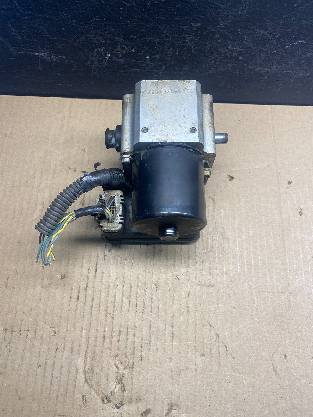 2003 - 2005 Chevrolet Silverado GMC Sierra ABS Anti-Lock Brake Module ac9000 DG0