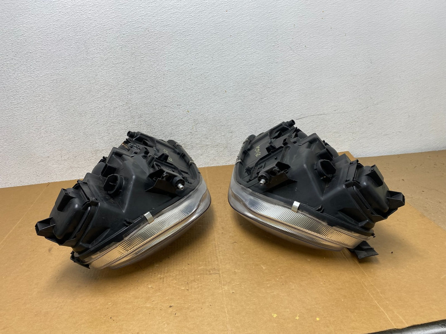 Halogen 2003-2006 Mercedes S-Class Lef+Right Side Headlights AD9160 DW7