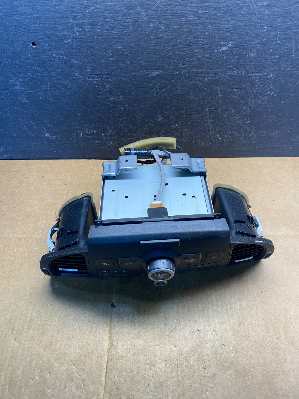 2009 to 2010 Acura TSX AM/FM CD Player Radio Audio System Air Vent ad3614 DG4