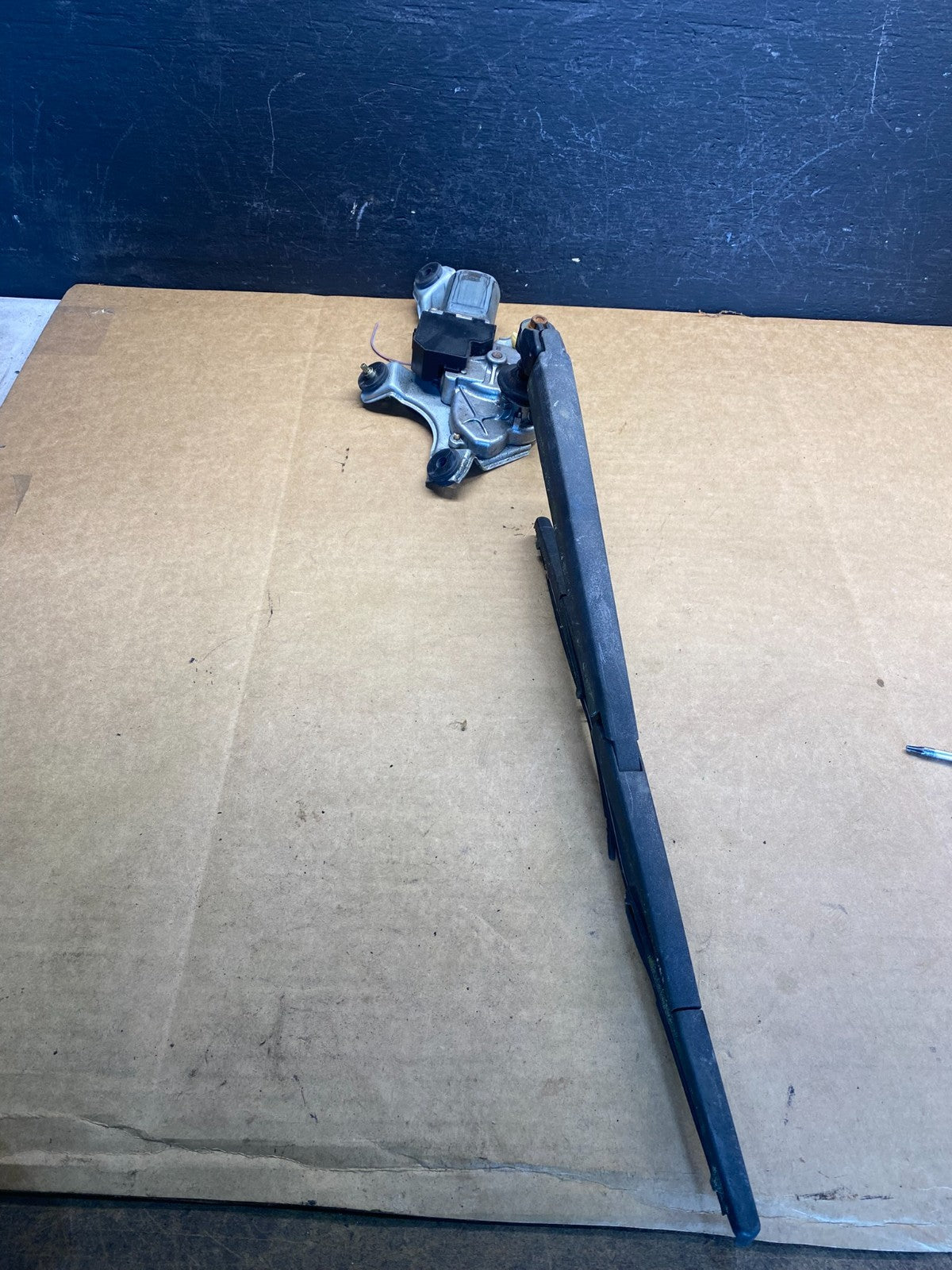 2011-2020 Toyota Sienna Rear Windshield Washer Wiper Motor AD7473 DG2