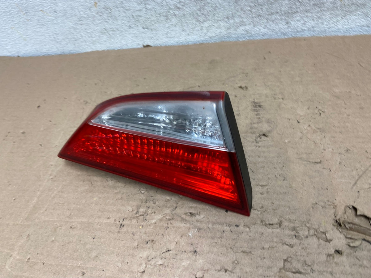 2011 2012 2013 Hyundai Elantra Inner Tail Light Left Driver LH AI1126 LK1