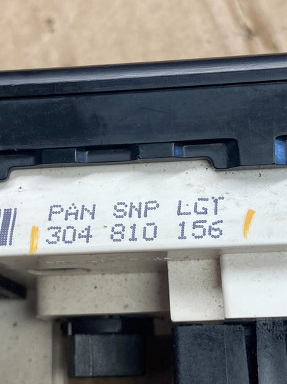 1997 to 2004 Ford F150 F250 Expedition Heater A/C Climate Control AE38544